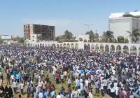 مردم سودان خواستار حمایت ارتش و انتقال آرام قدرت در سودان شدند