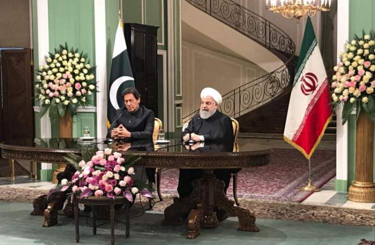 Iran, Pakistan to form joint rapid reaction force